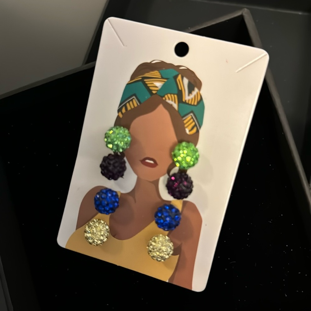 Great Deal Gorgeous Earrings 4 pairs set